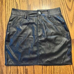 SHEIN Black Faux Leather Mini Skirt